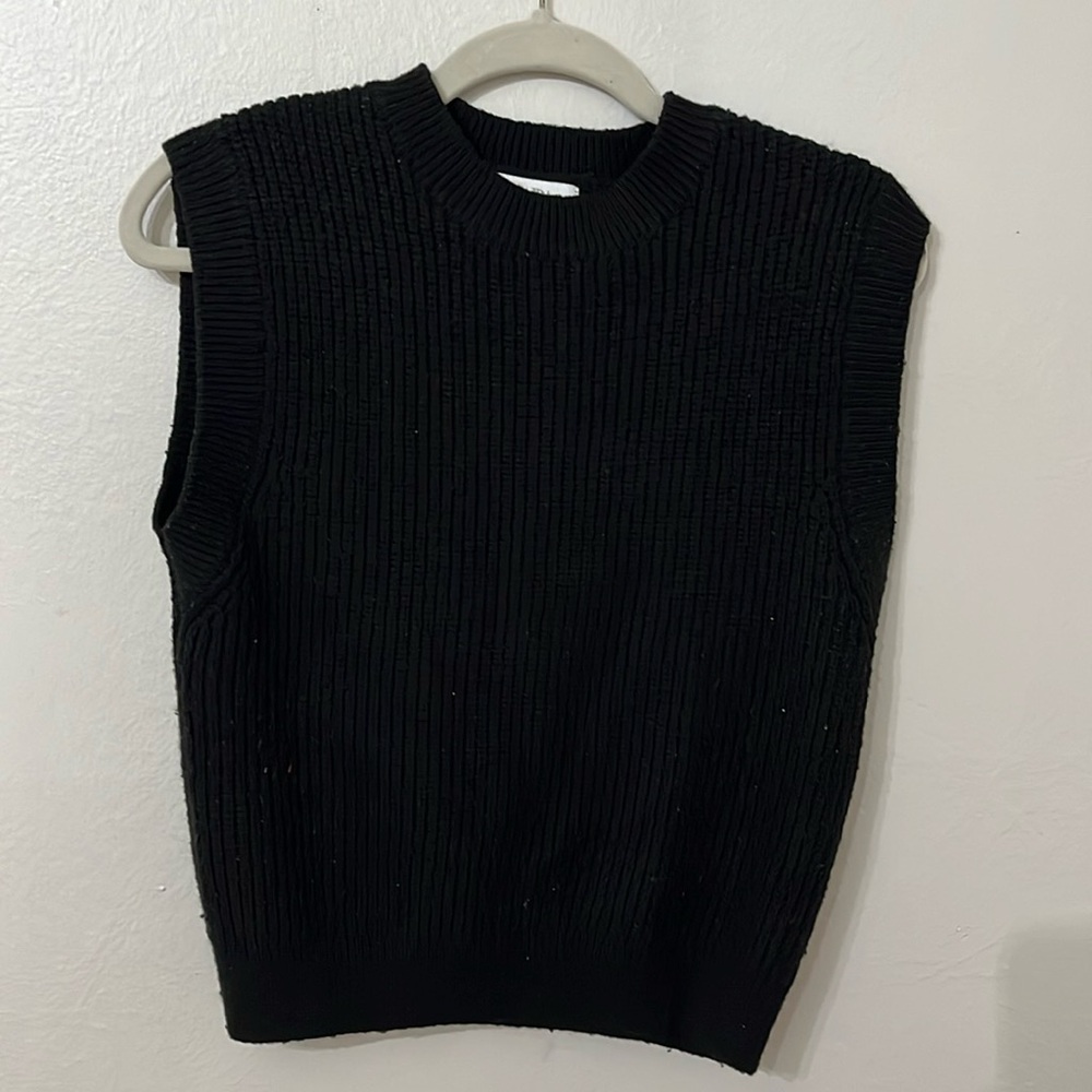 Black Zara vest ribbed